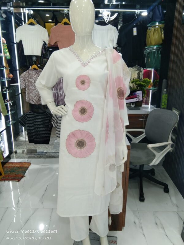 V Nack White Churidar XL