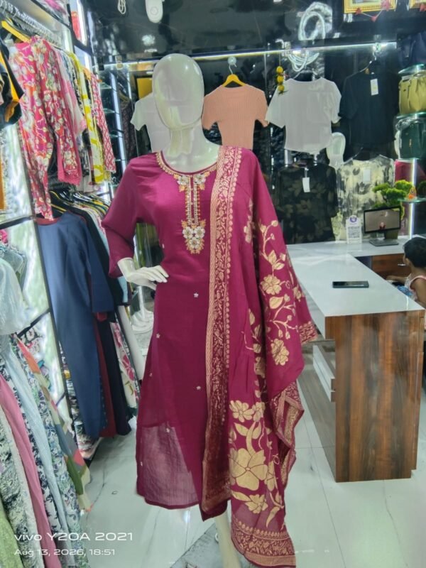 Round Nack Jori Dupatta Churidar XL